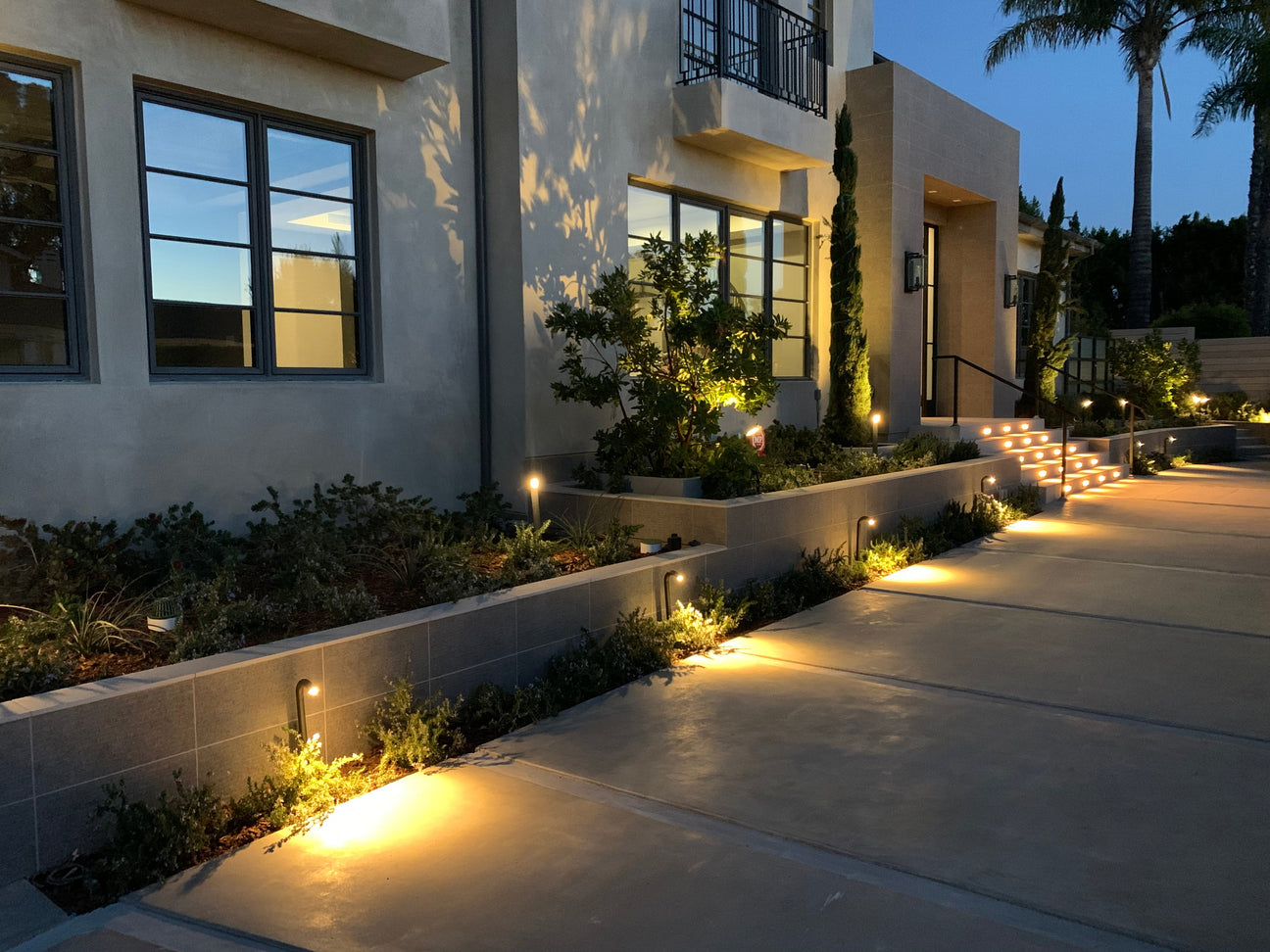 How much landscape lighting cost?