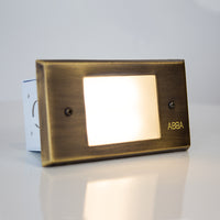 Outdoor Landscape Lighting LED 12V Low Voltage STB11 1.5W 3000K Warm White Integrated LED Indoor Outdoor Horizontal Brass Step Light 12V Low Voltage Lighting