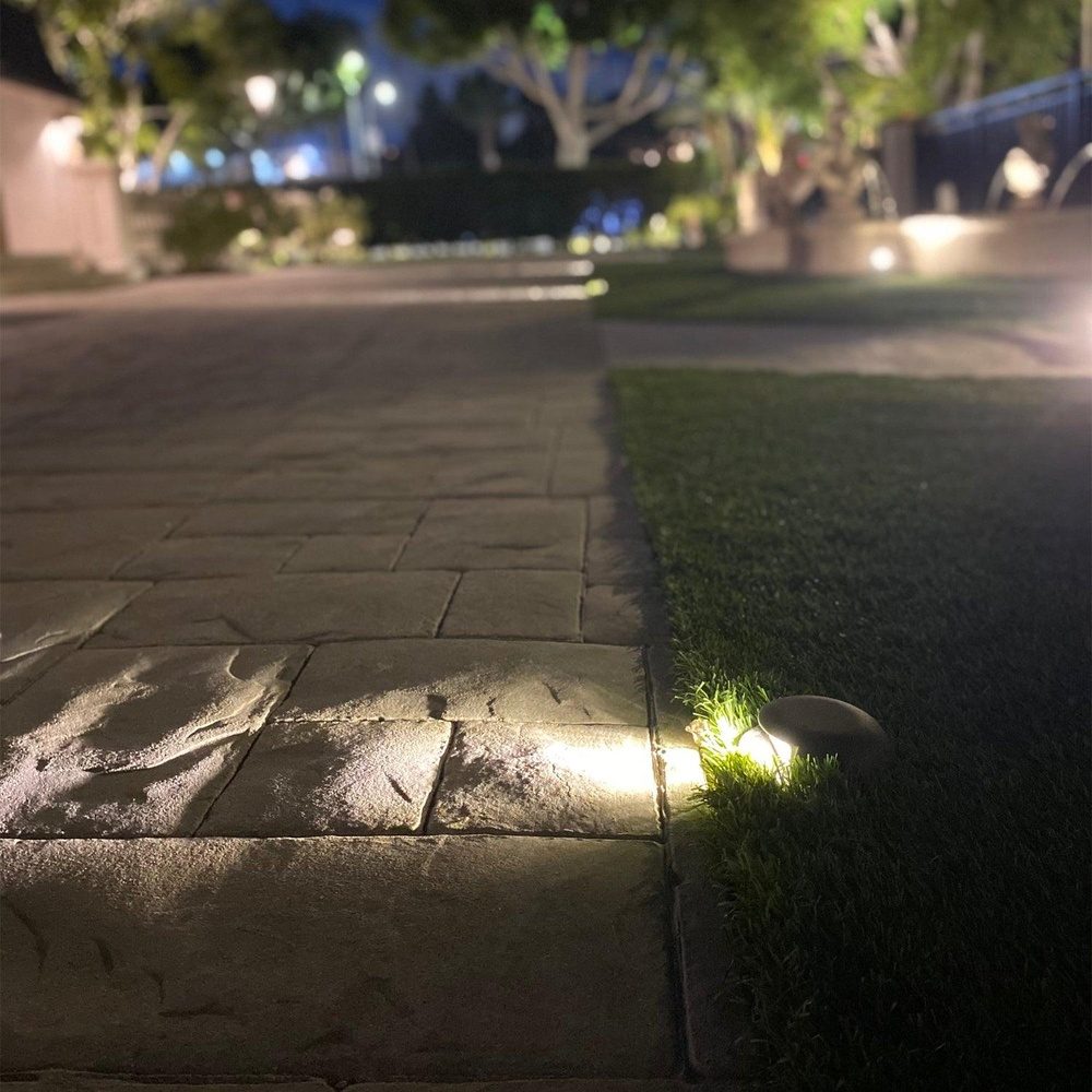 STA05 3W Low Voltage Cast Aluminum Round Surface Mount LED Step or Deck Light - Kings Outdoor Lighting